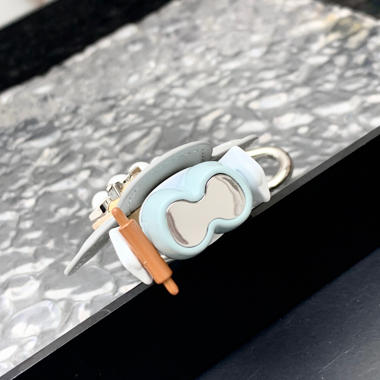 Louis Vuitton Accessories KC828004