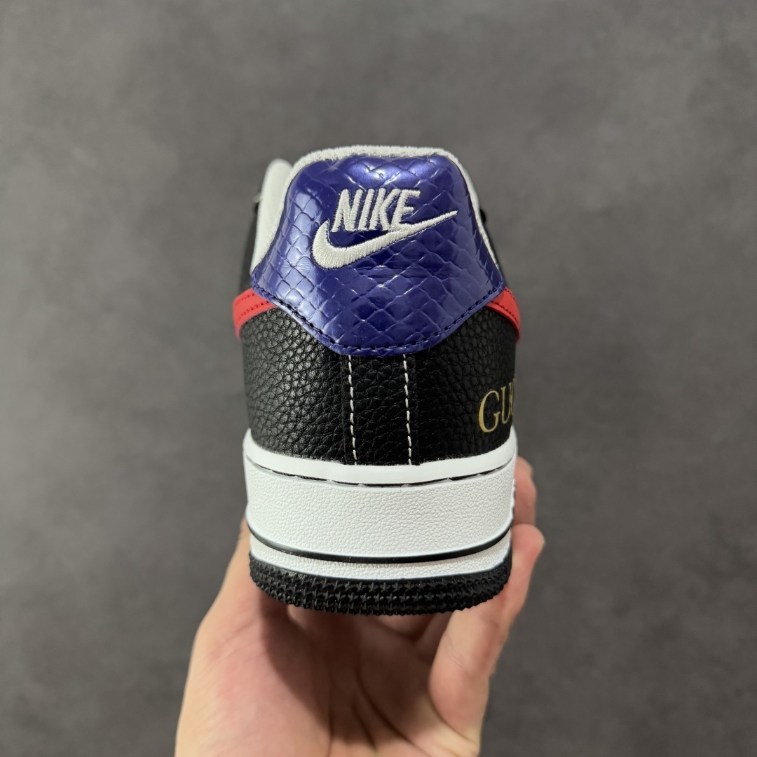 Nike Sneakers SH528349