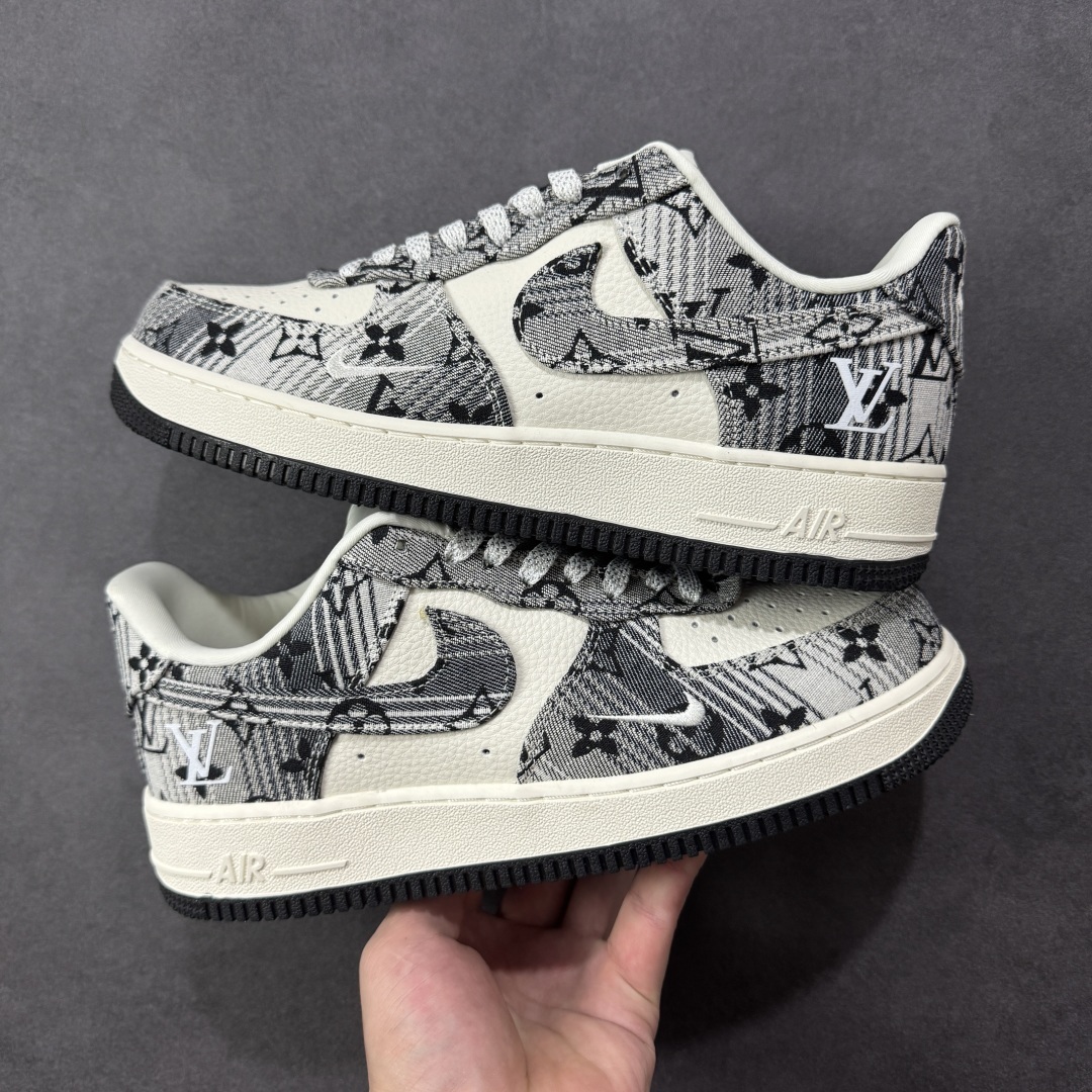 Nike Sneakers SH528348