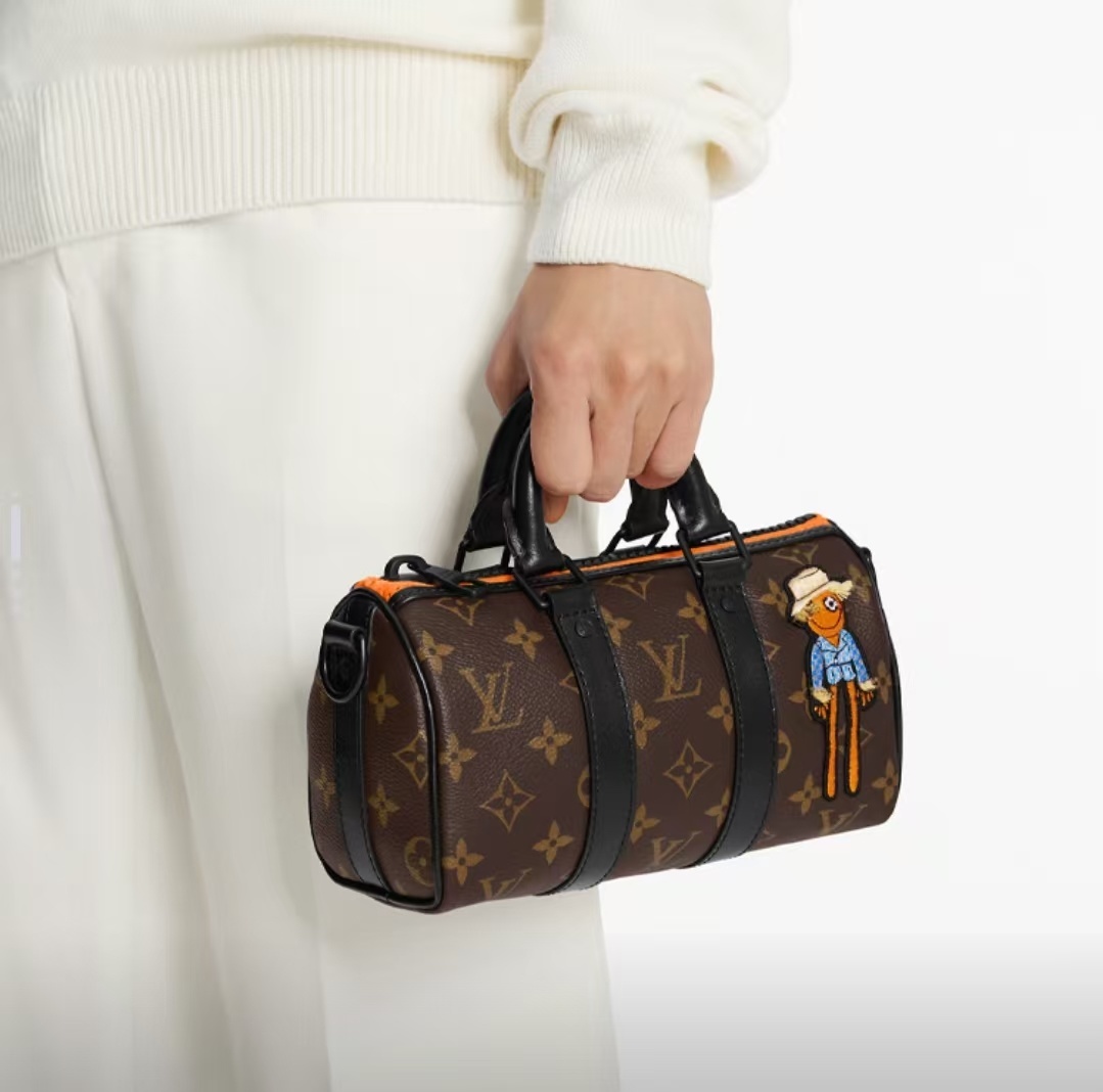 Louis Vuitton Bag BG868063
