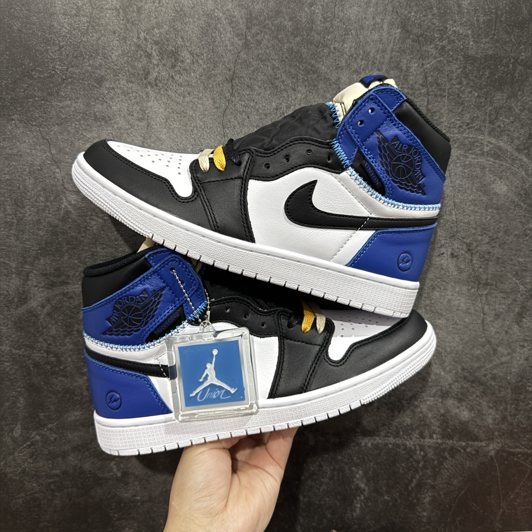 Nike Sneakers SH528401