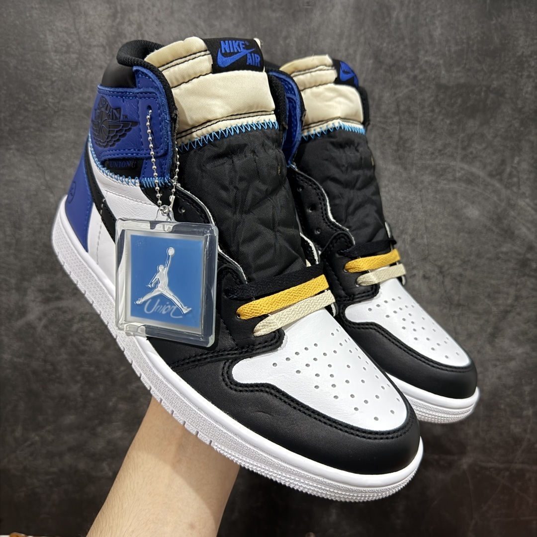 Nike Sneakers SH528401