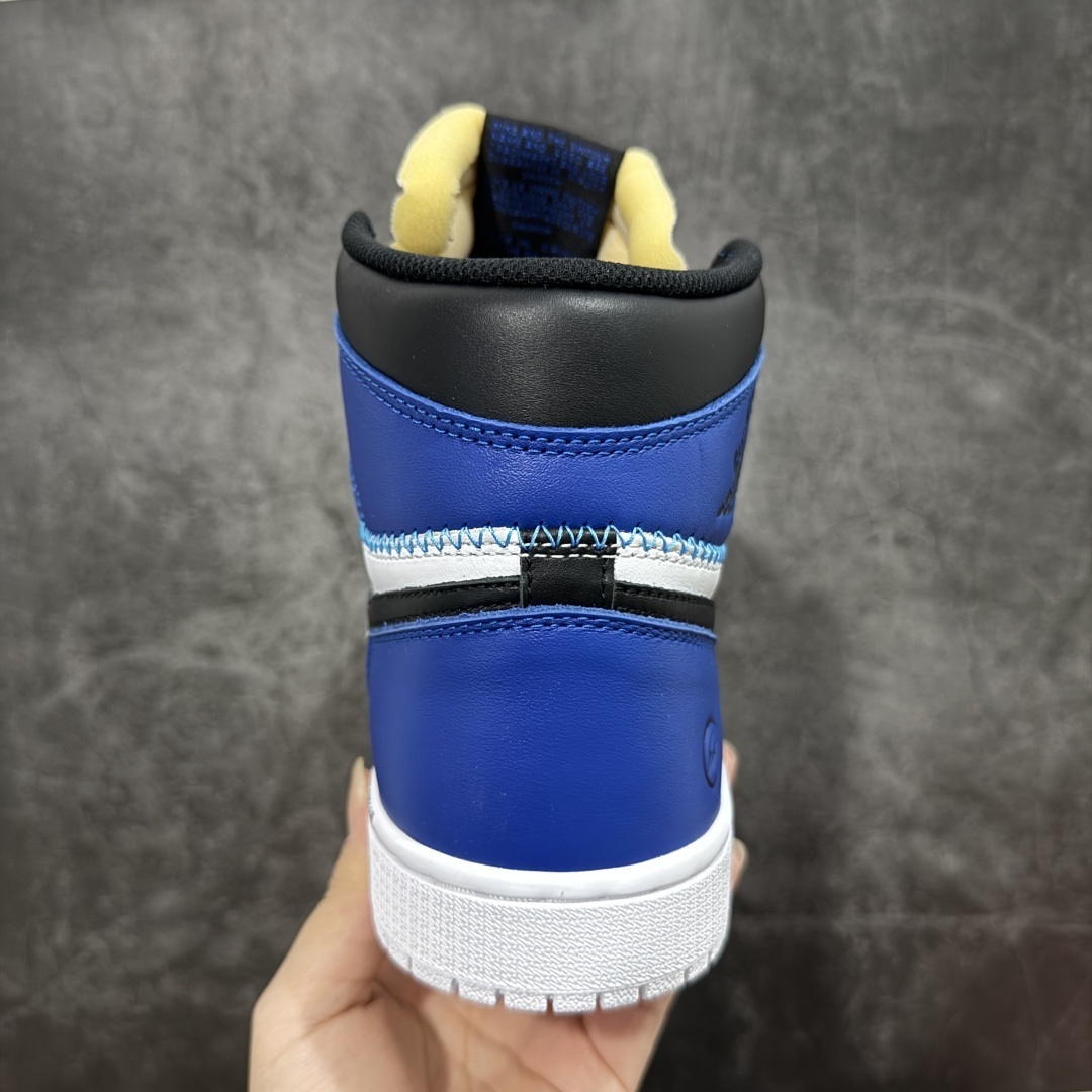 Nike Sneakers SH528401