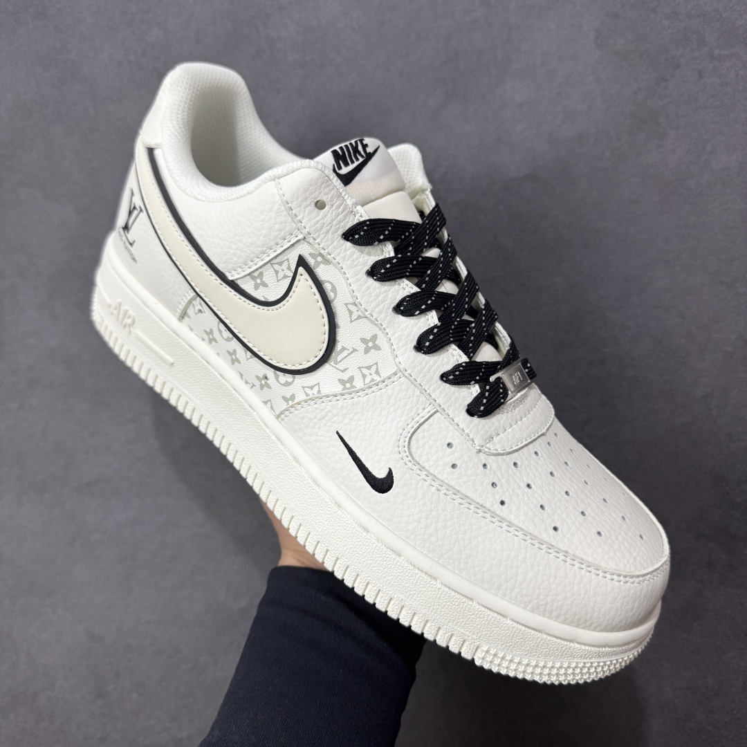 Nike Sneakers SH528337