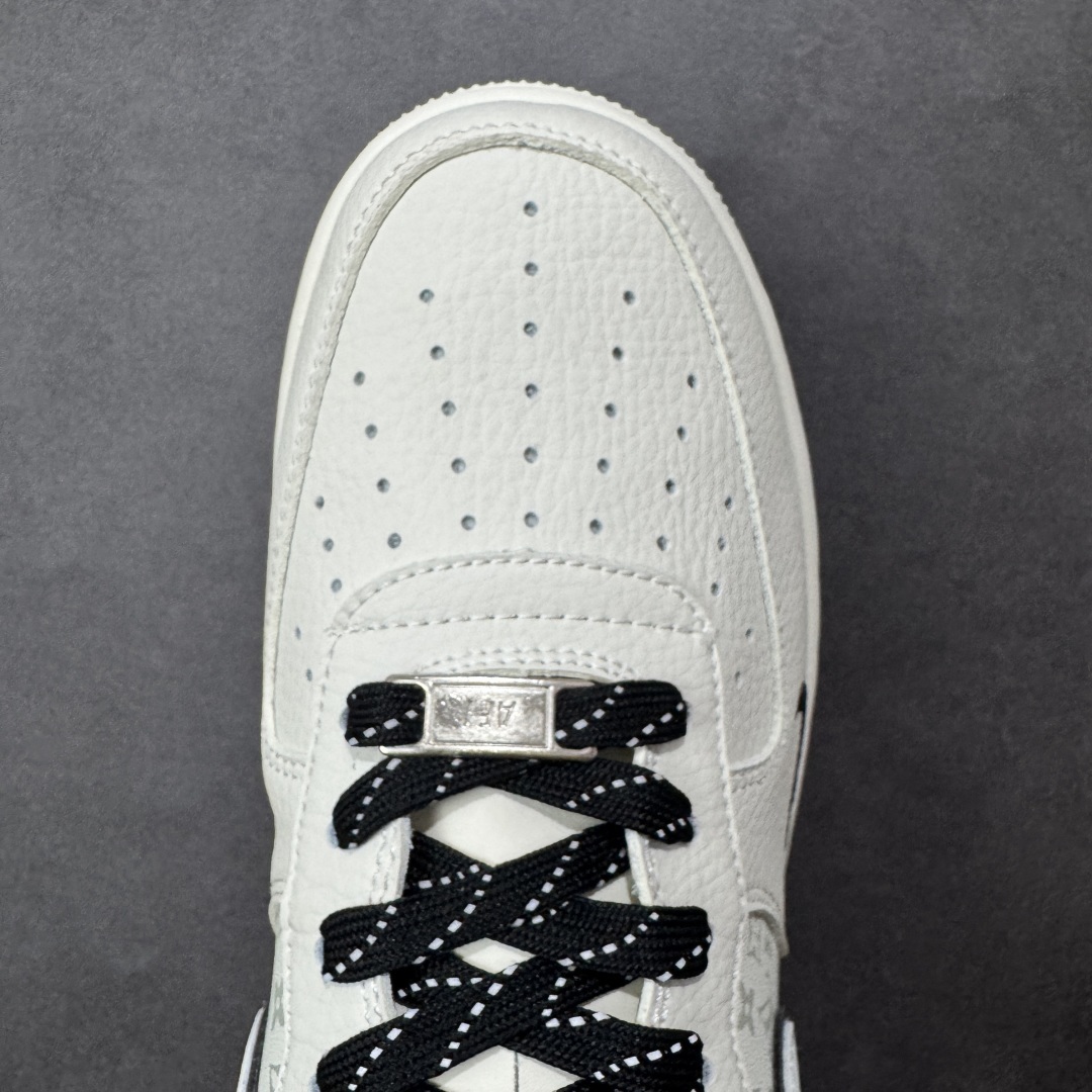 Nike Sneakers SH528337