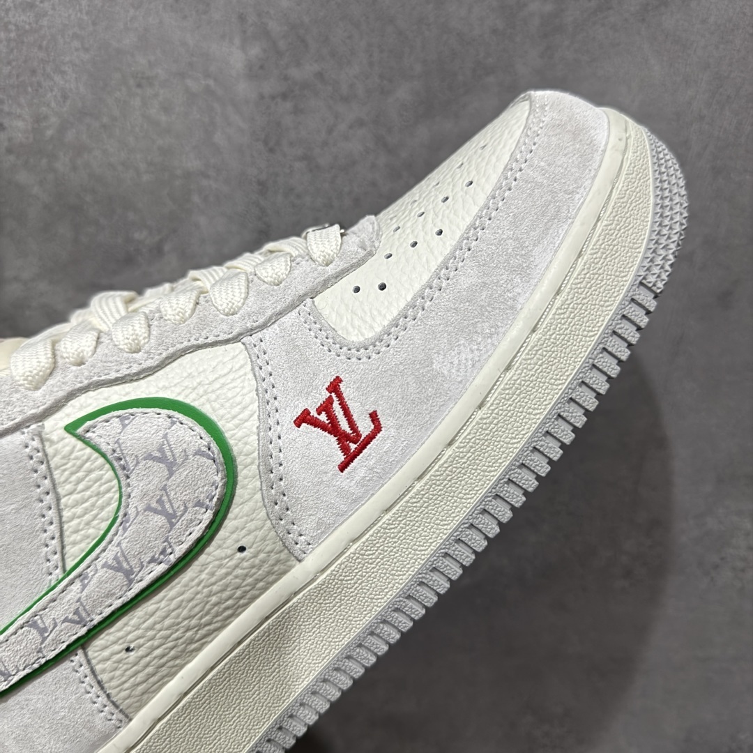 Nike Sneakers SH528324