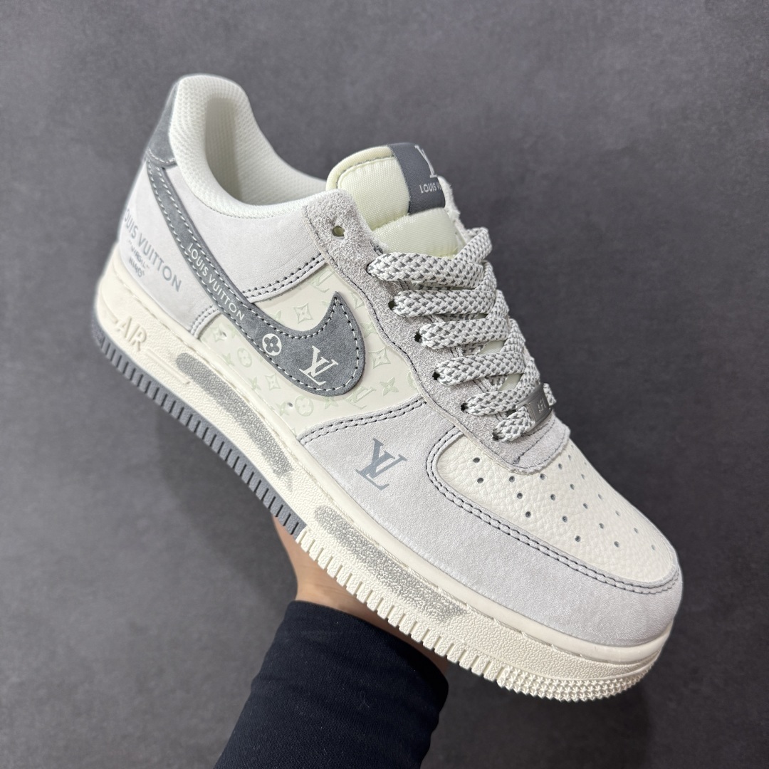 Nike Sneakers SH528333