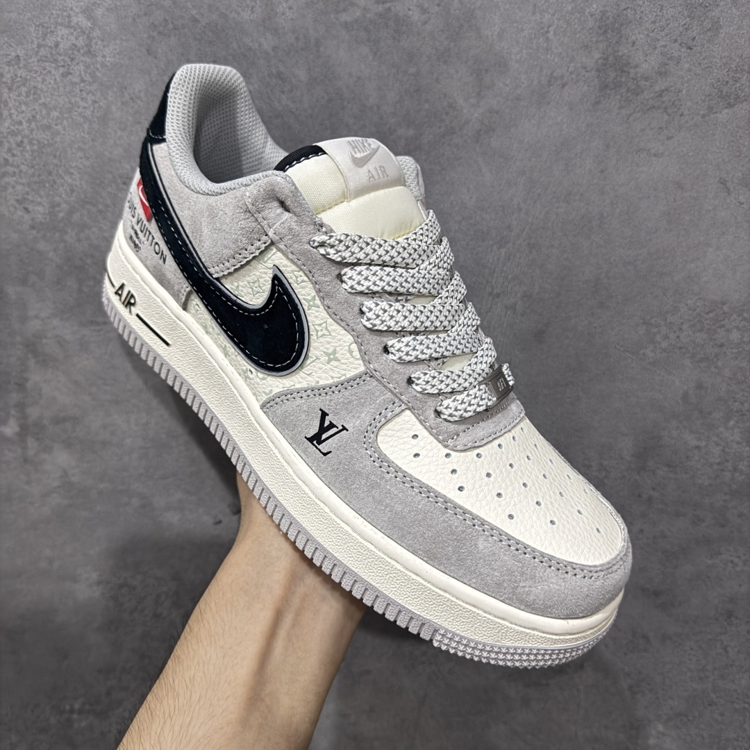 Nike Sneakers SH528331