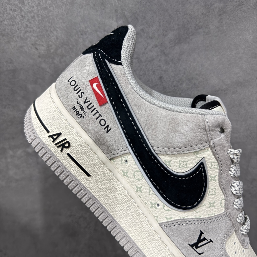 Nike Sneakers SH528331