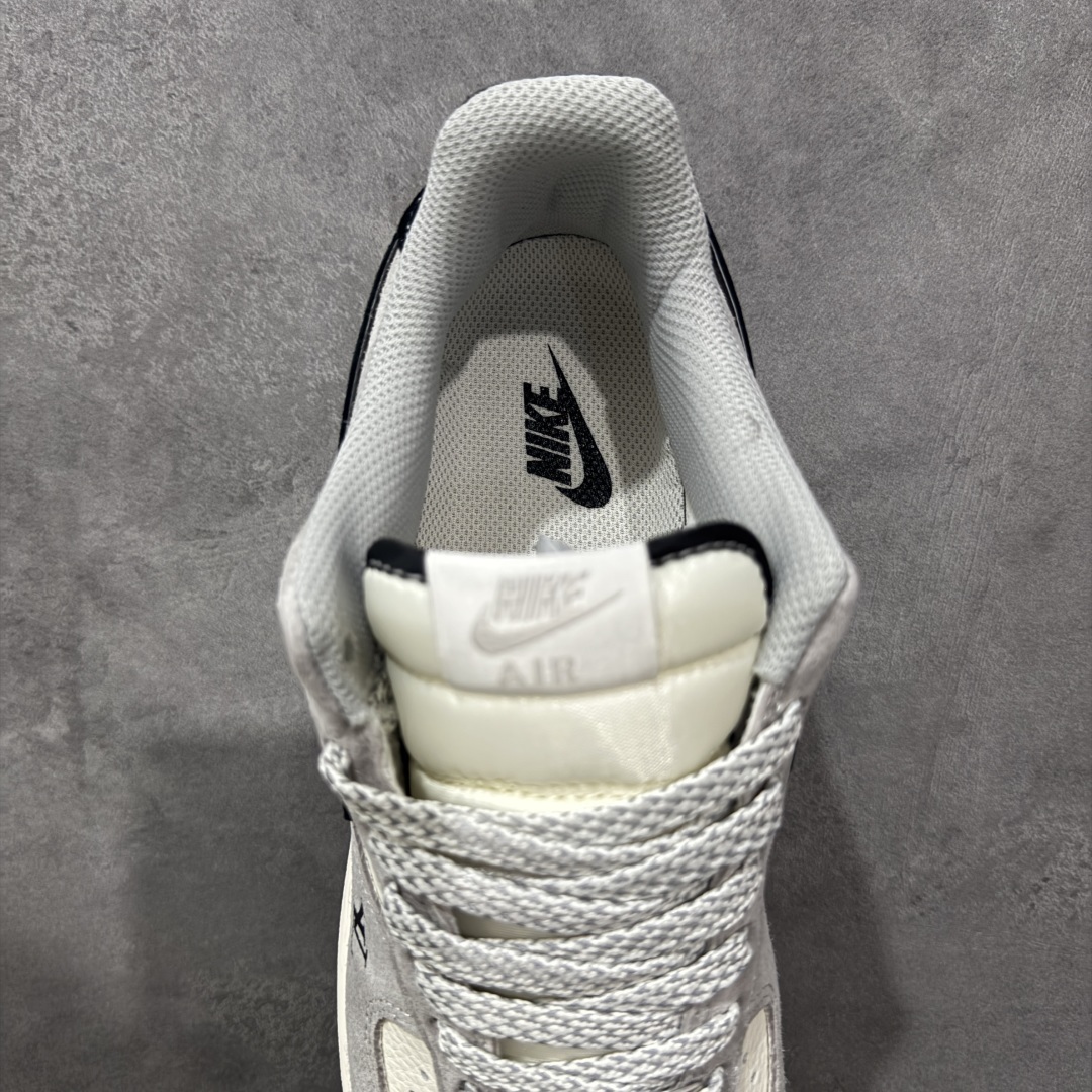 Nike Sneakers SH528331