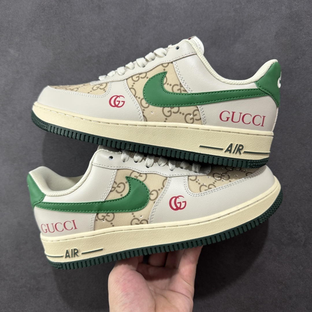 Nike Sneakers SH528350