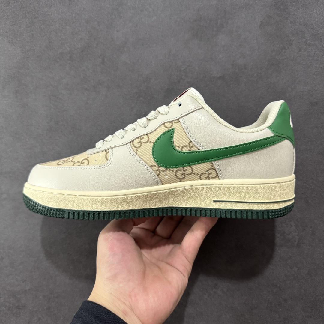 Nike Sneakers SH528350