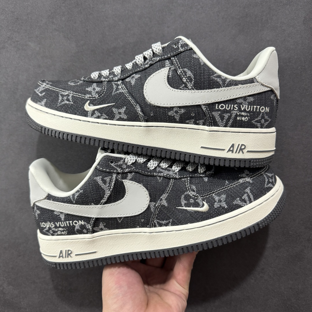 Nike Sneakers SH528353