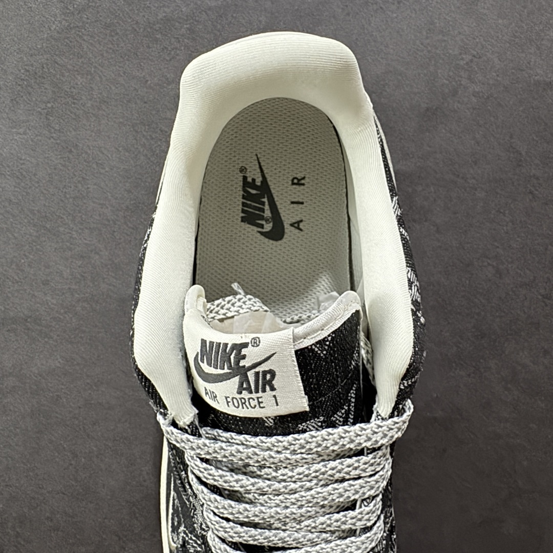 Nike Sneakers SH528353