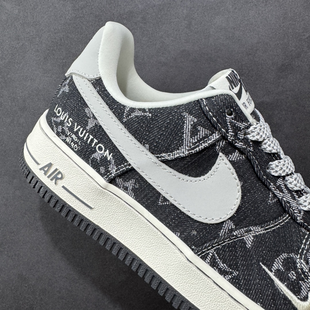 Nike Sneakers SH528353