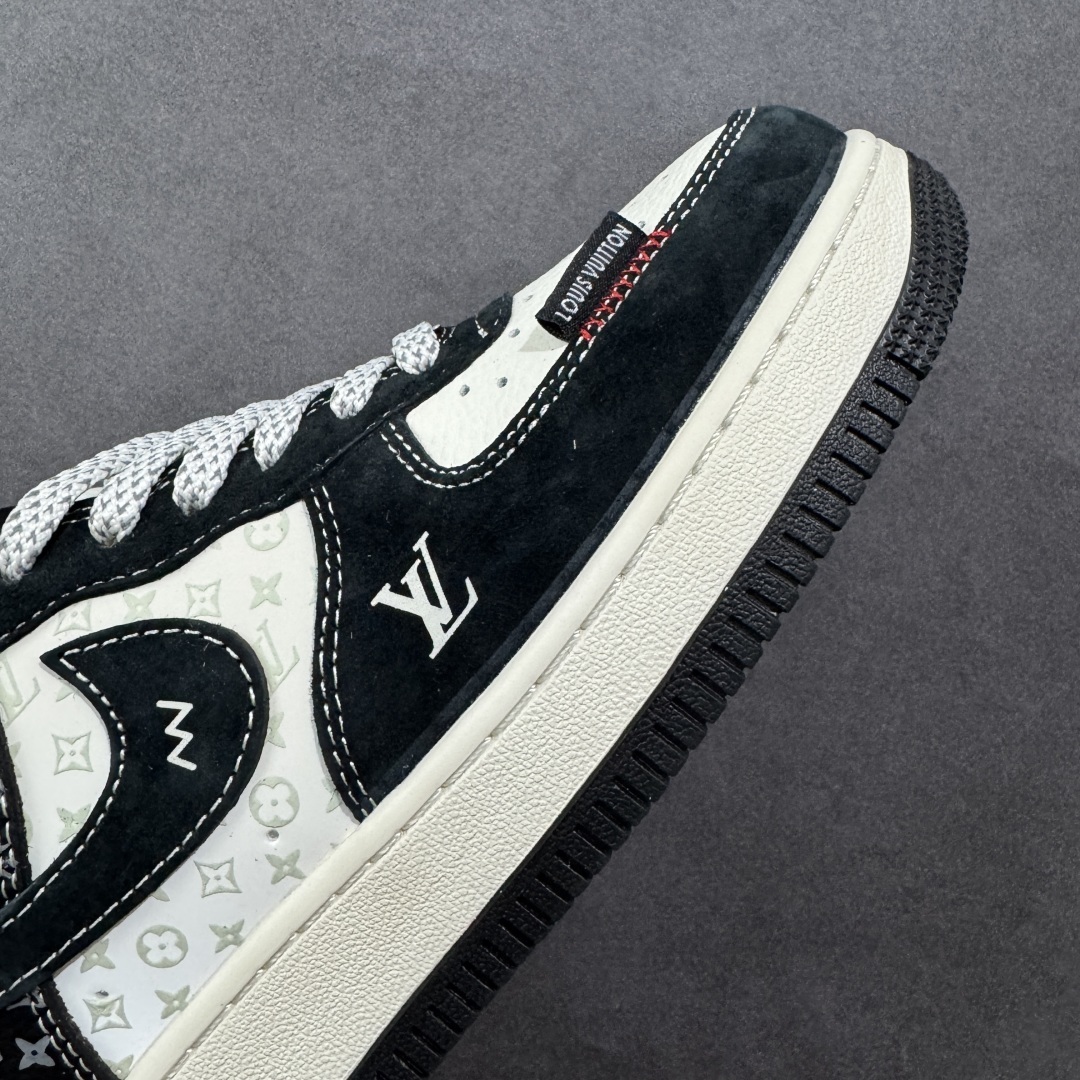 Nike Sneakers SH528345