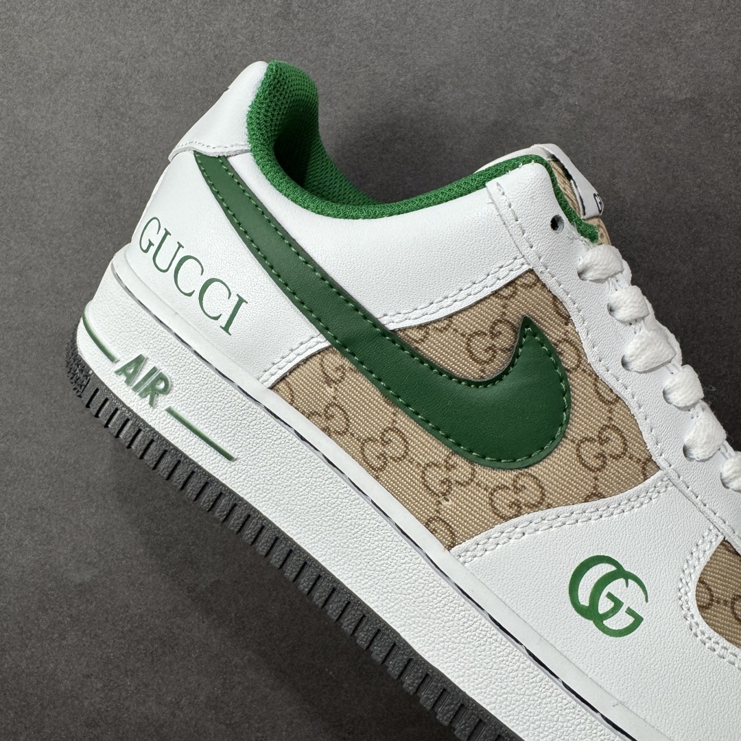 Nike Sneakers SH528343