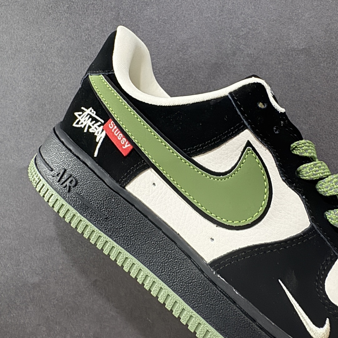 Nike Sneakers SH528352