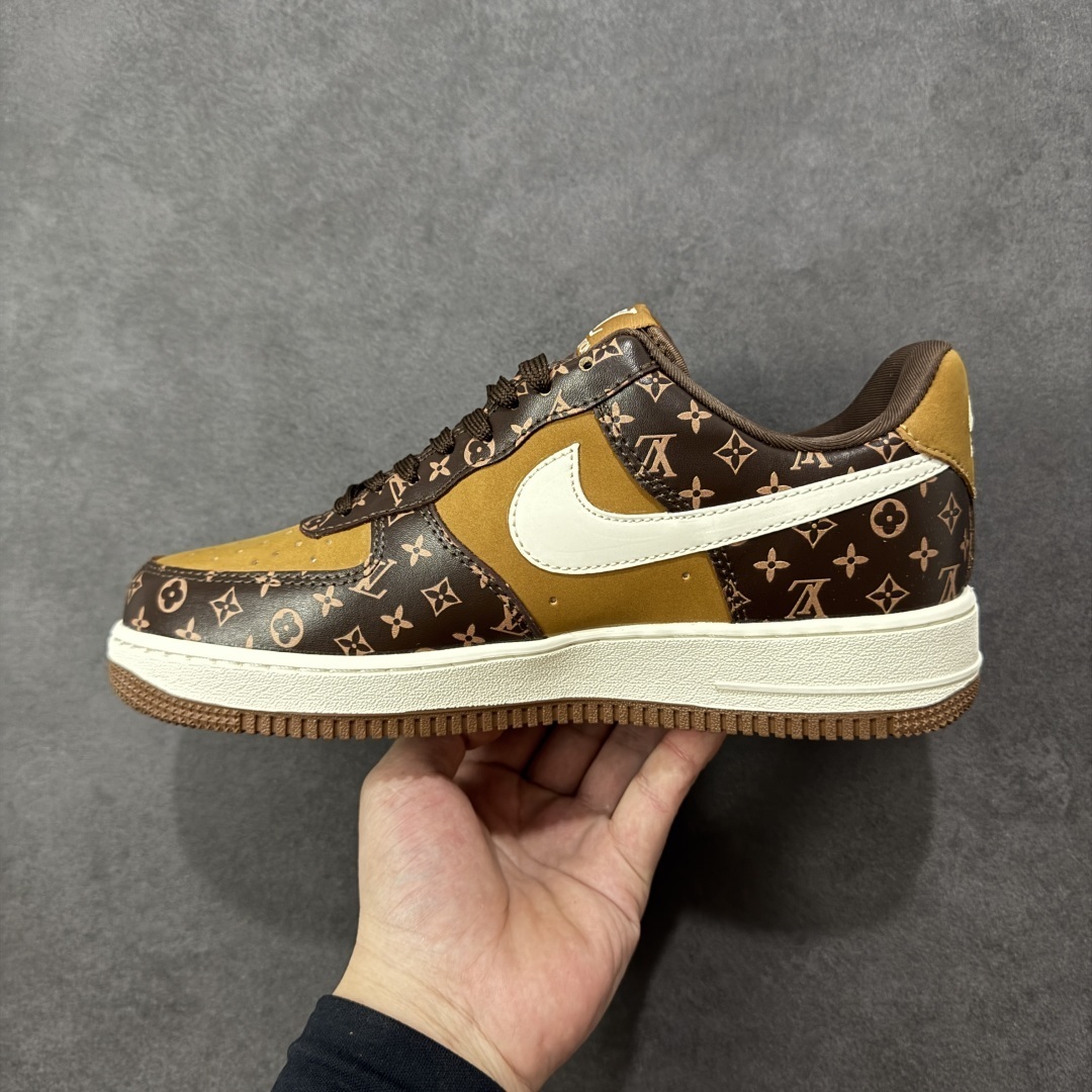 Nike Sneakers SH528340