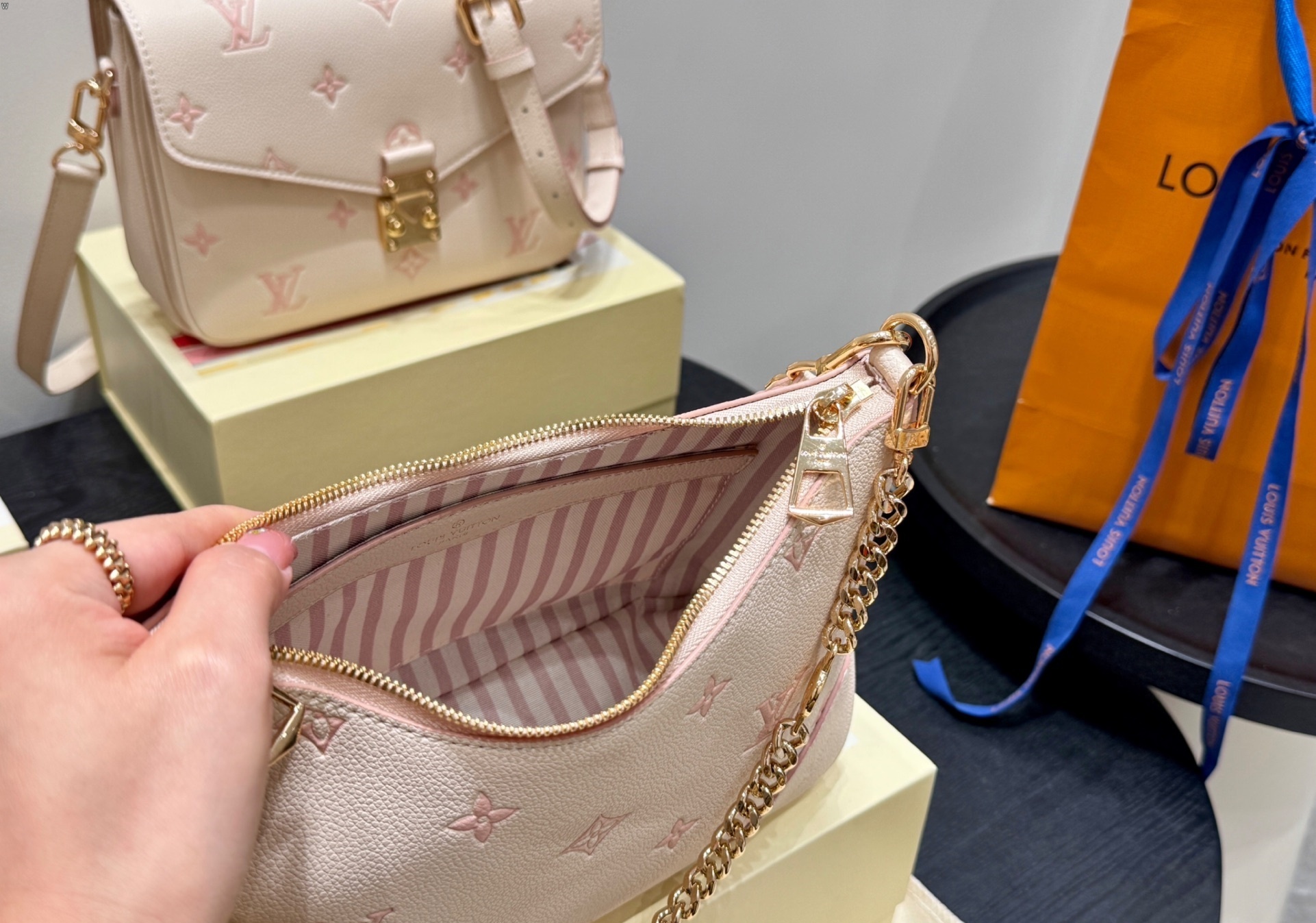 1to1reps Bags fashion reps product Louis Vuitton Bag BG