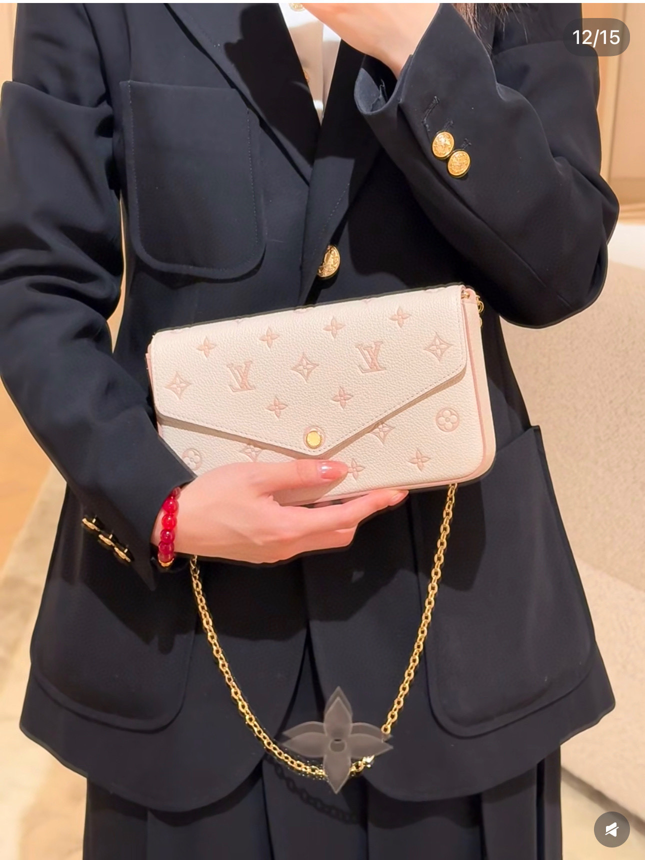 Louis Vuitton Bag BG868016