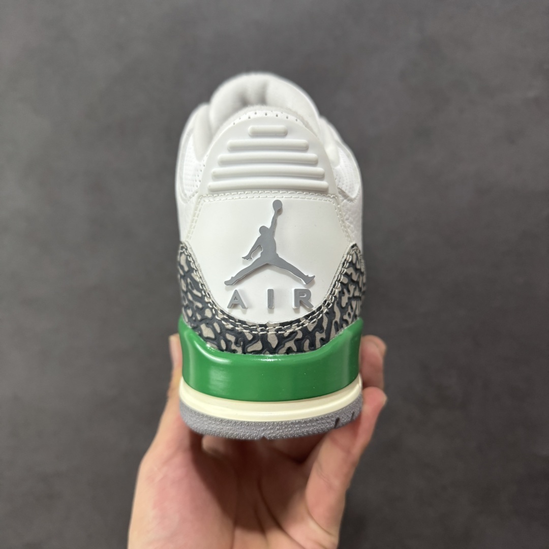 Jordan Sneakers SH528256