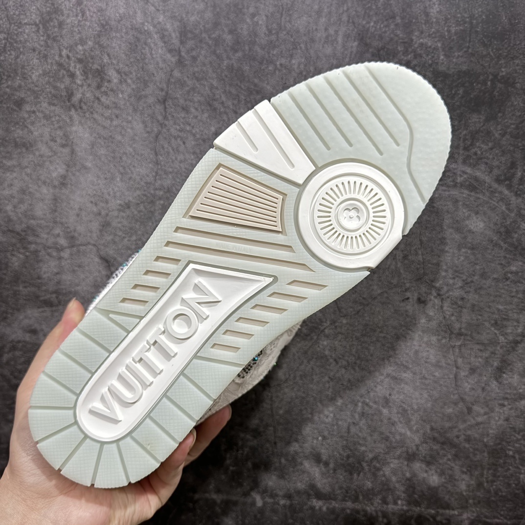 Louis Vuitton Sneakers SH528117
