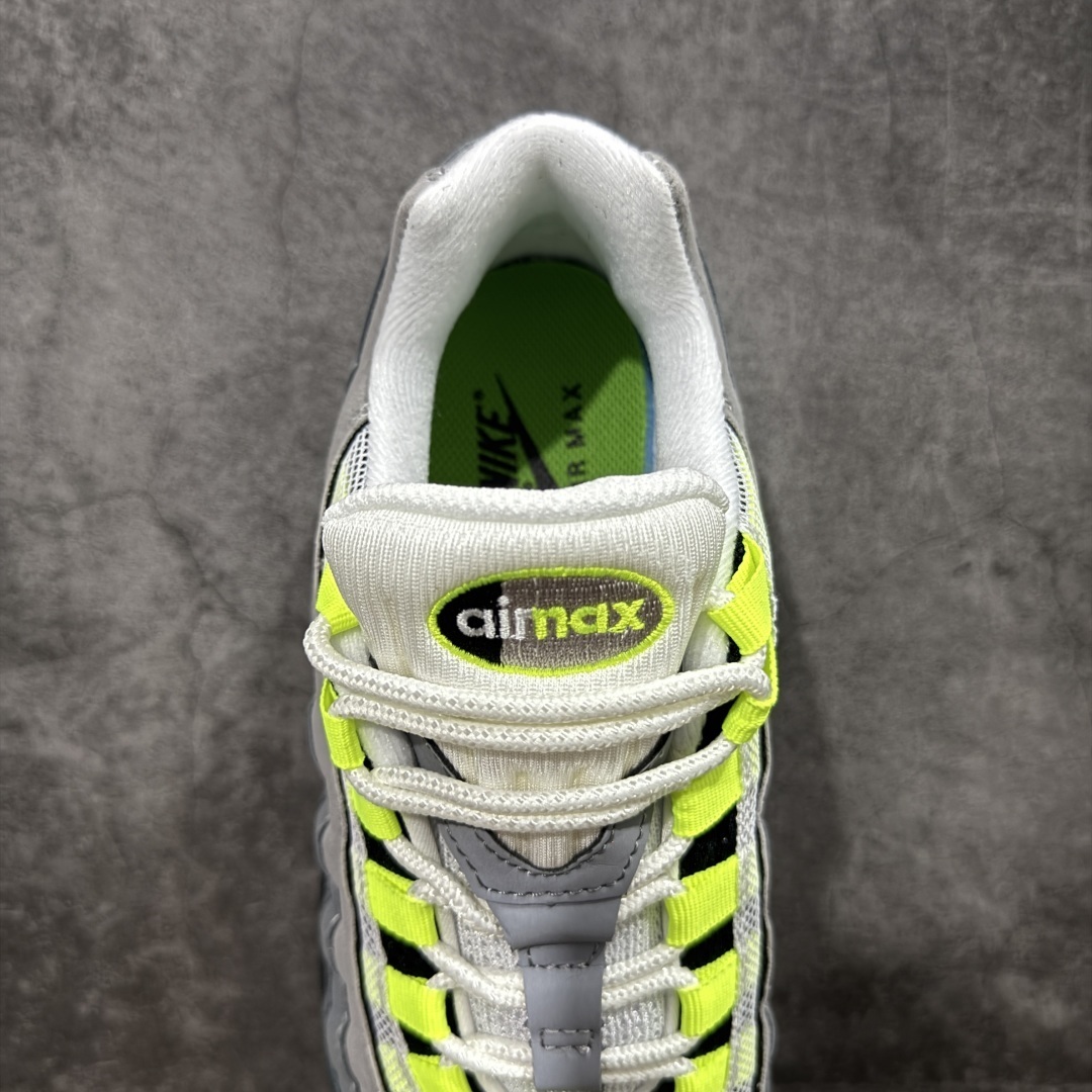 Nike Sneakers SH528012