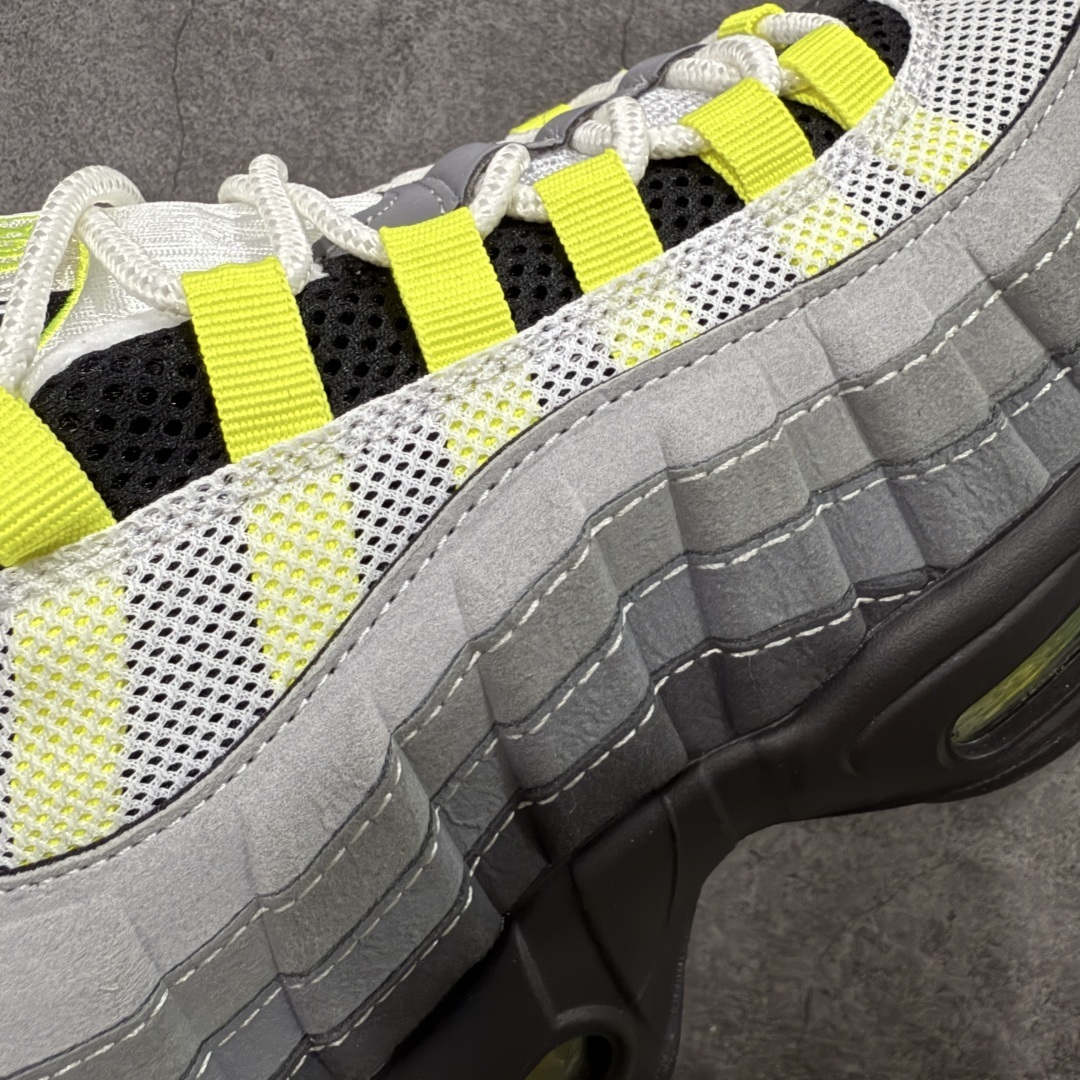 Nike Sneakers SH528012
