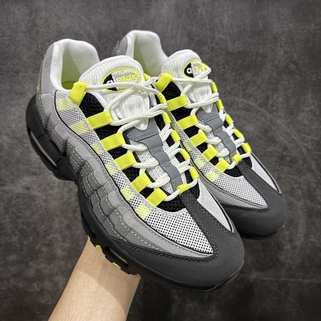Nike Sneakers SH528012