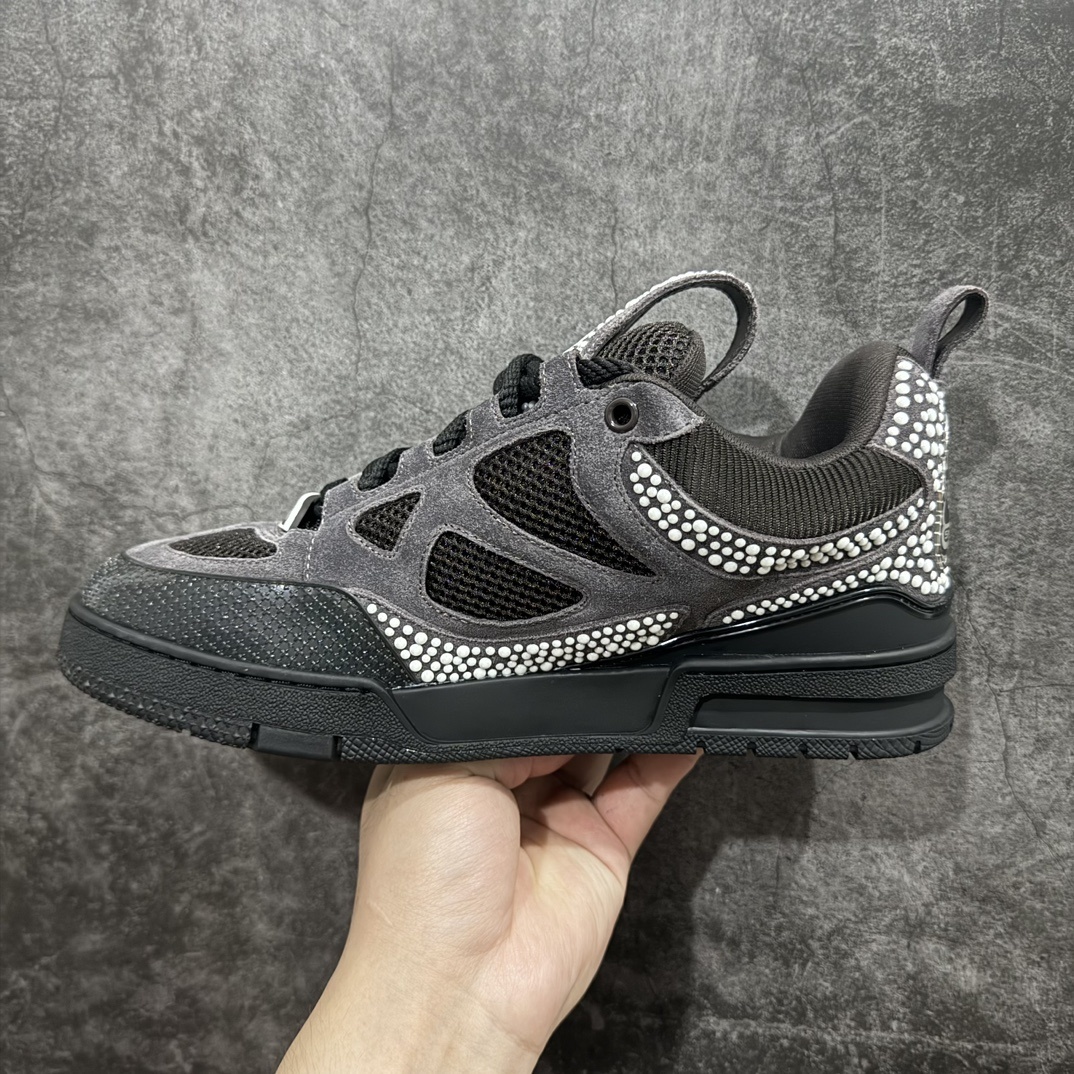 Louis Vuitton Sneakers SH528116