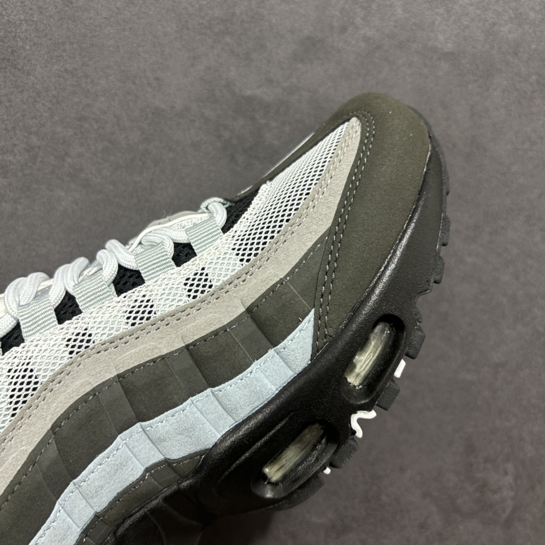 Nike Sneakers SH528022