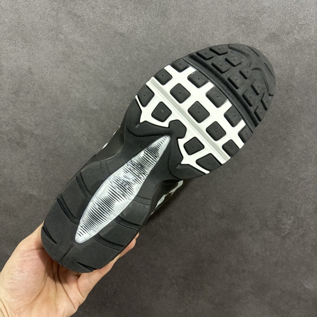 Nike Sneakers SH528022