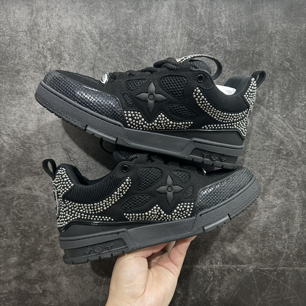 Louis Vuitton Sneakers SH528113