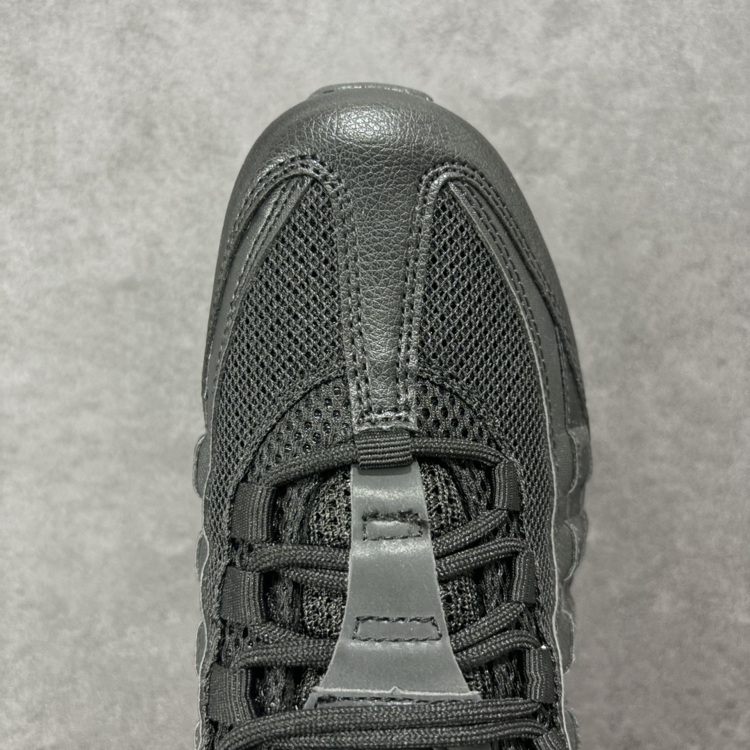 Nike Sneakers SH528024