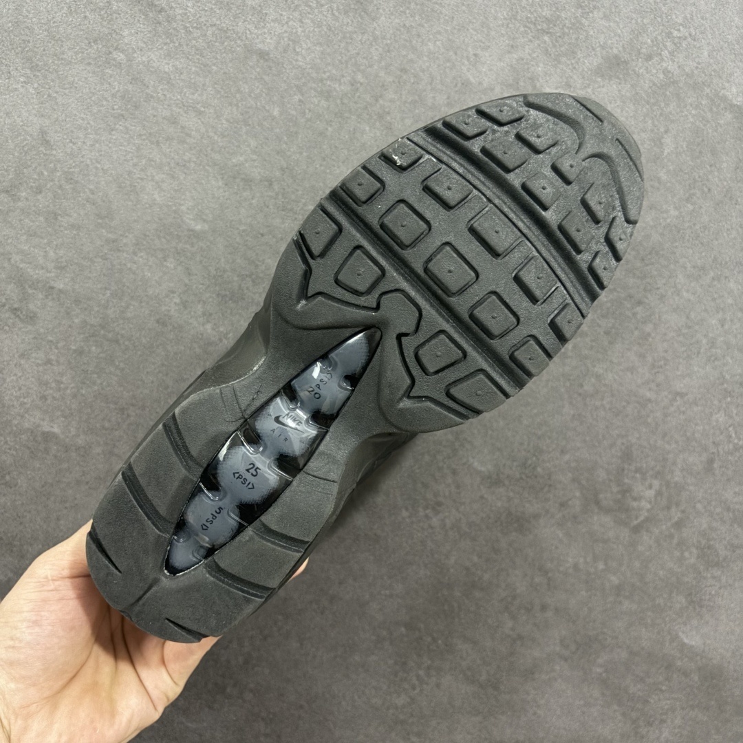 Nike Sneakers SH528024