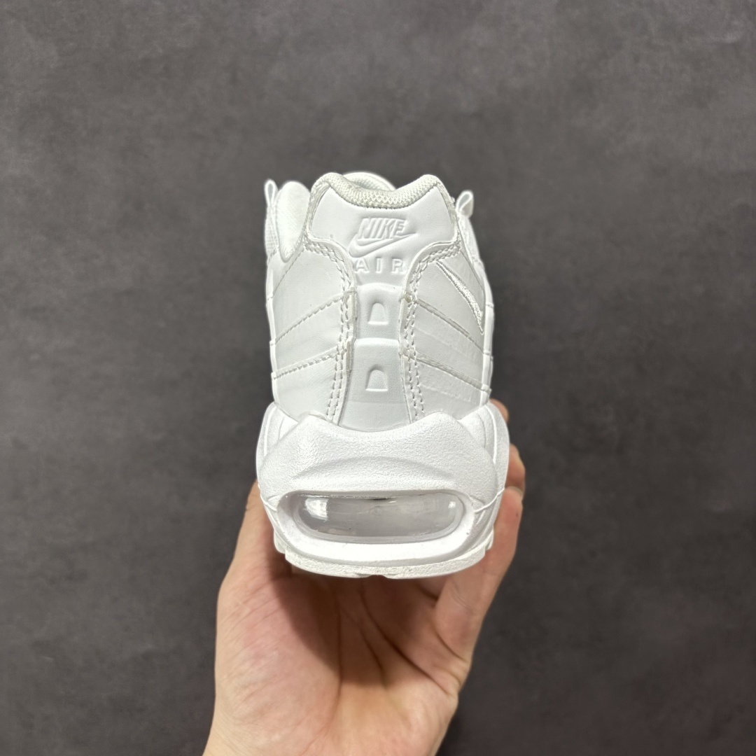 Nike Sneakers SH528027