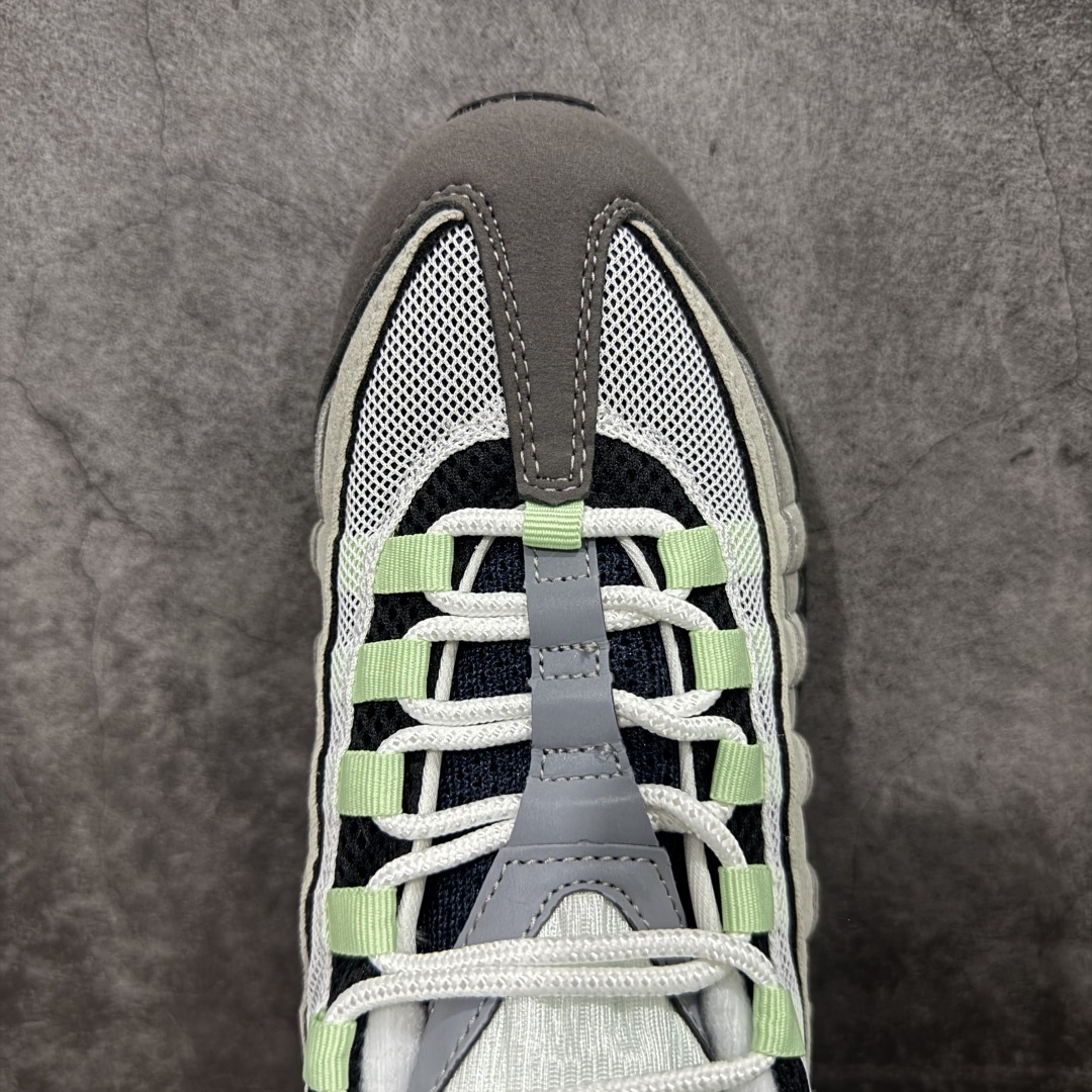 Nike Sneakers SH528018