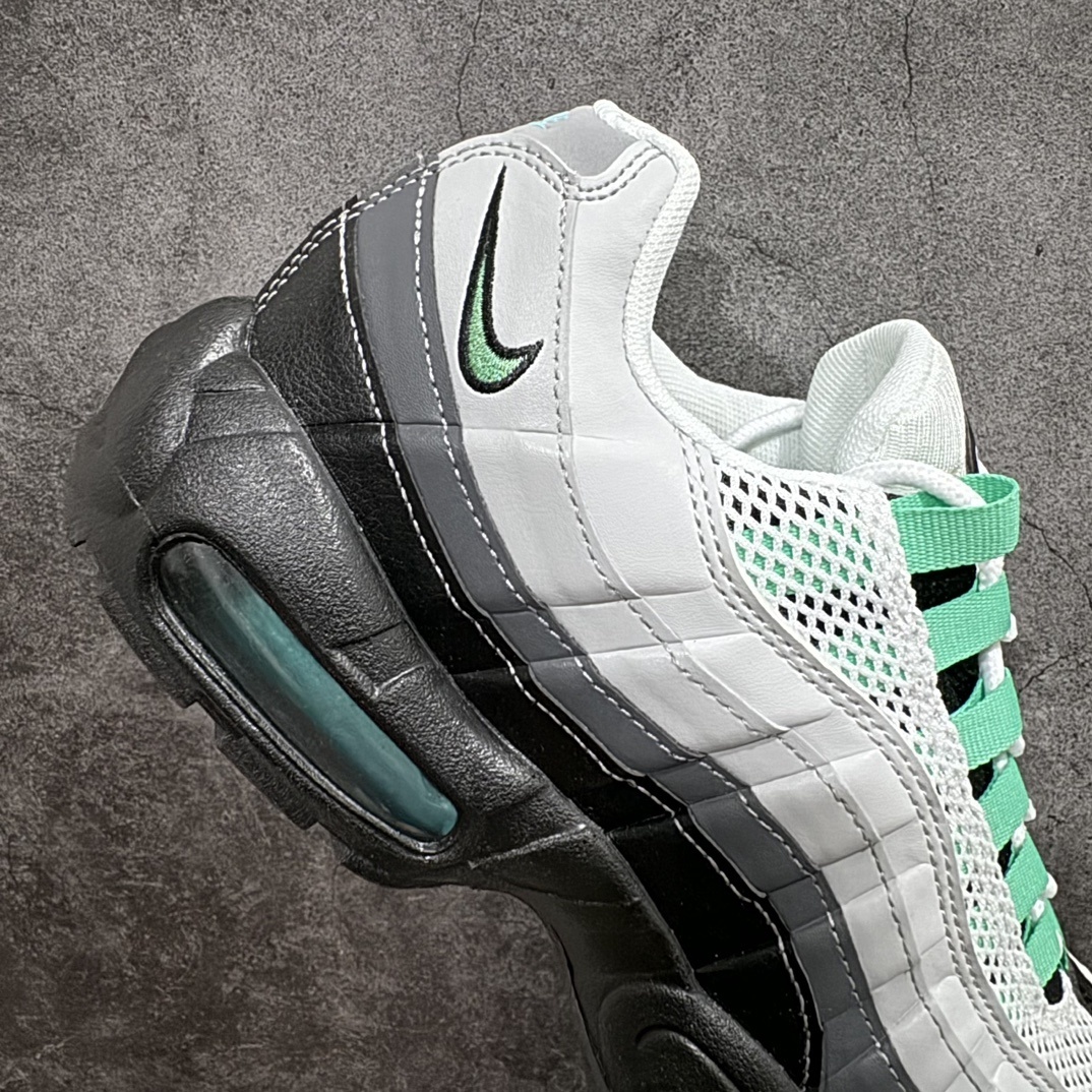Nike Sneakers SH528031