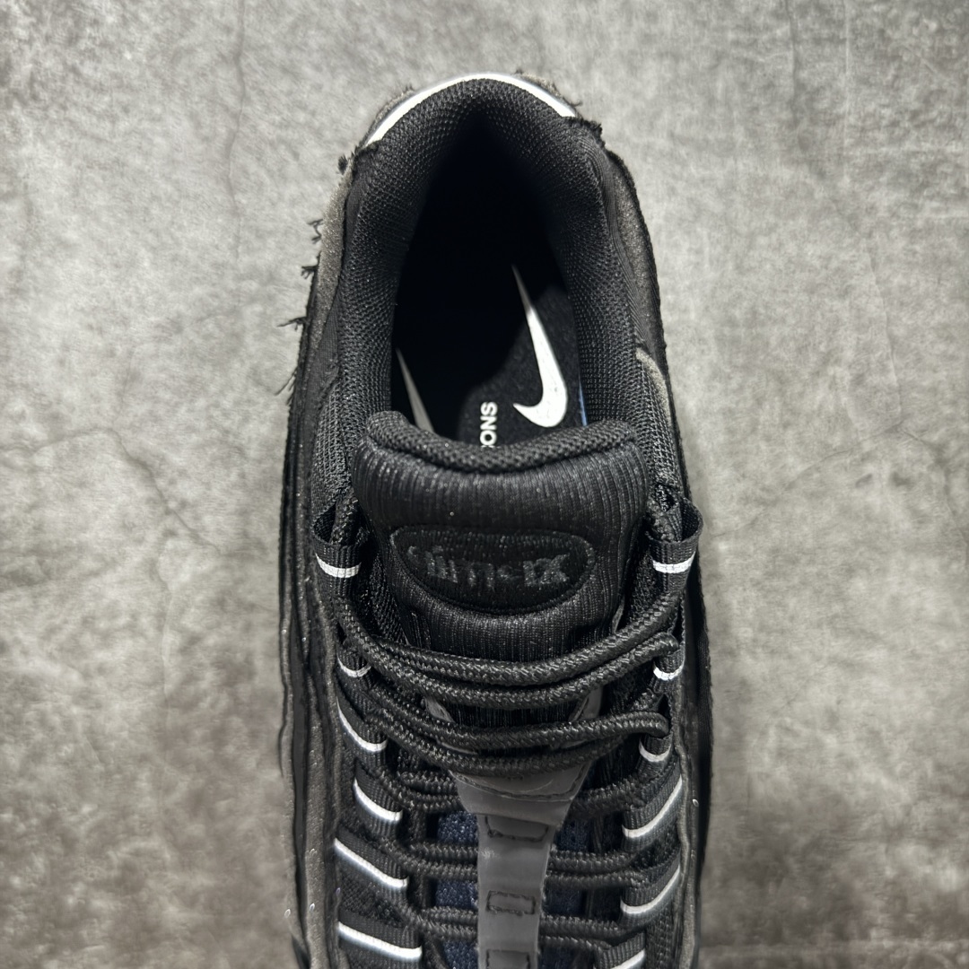 Nike Sneakers SH528021
