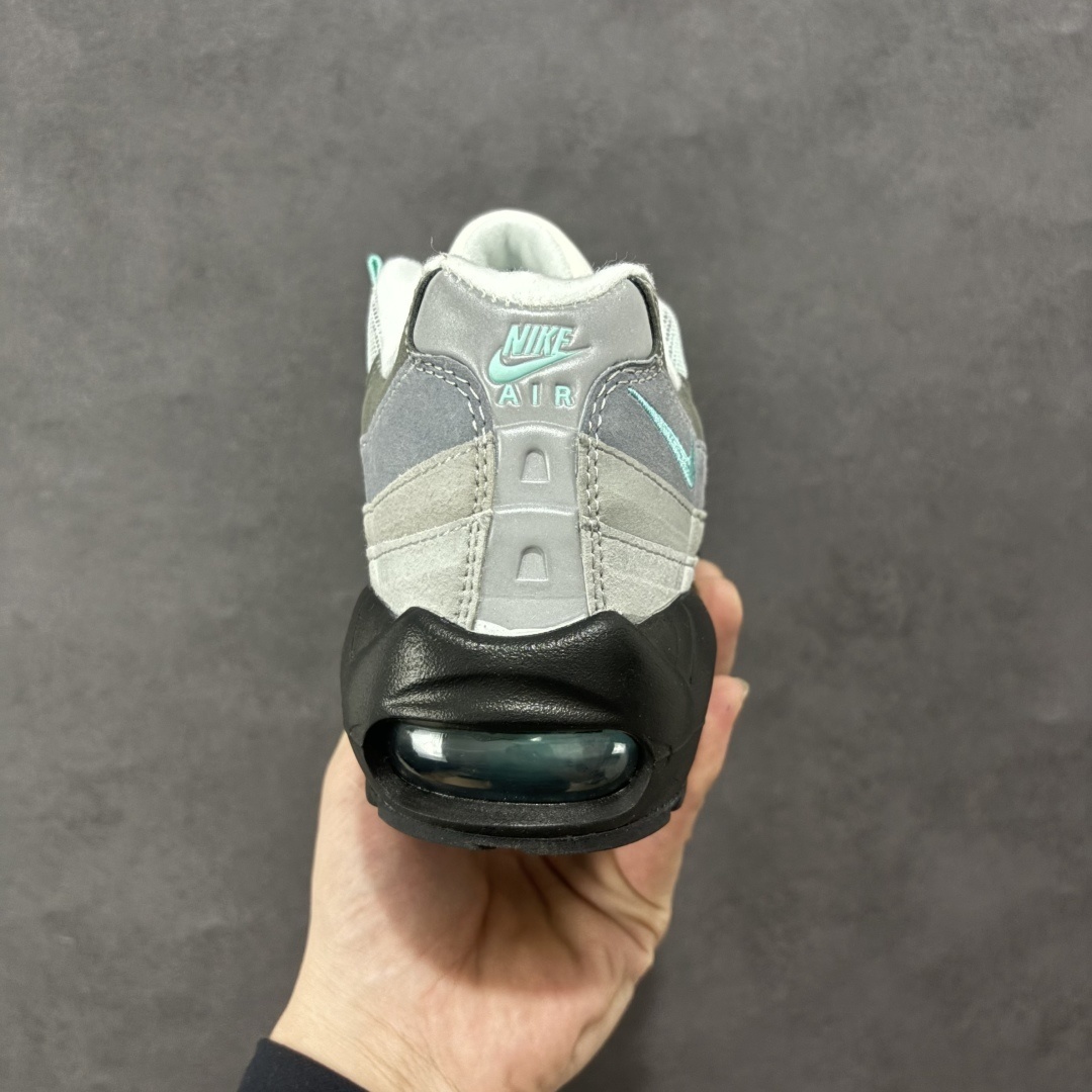 Nike Sneakers SH528028