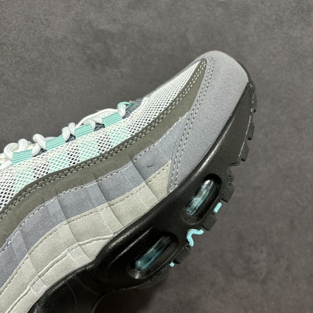 Nike Sneakers SH528028