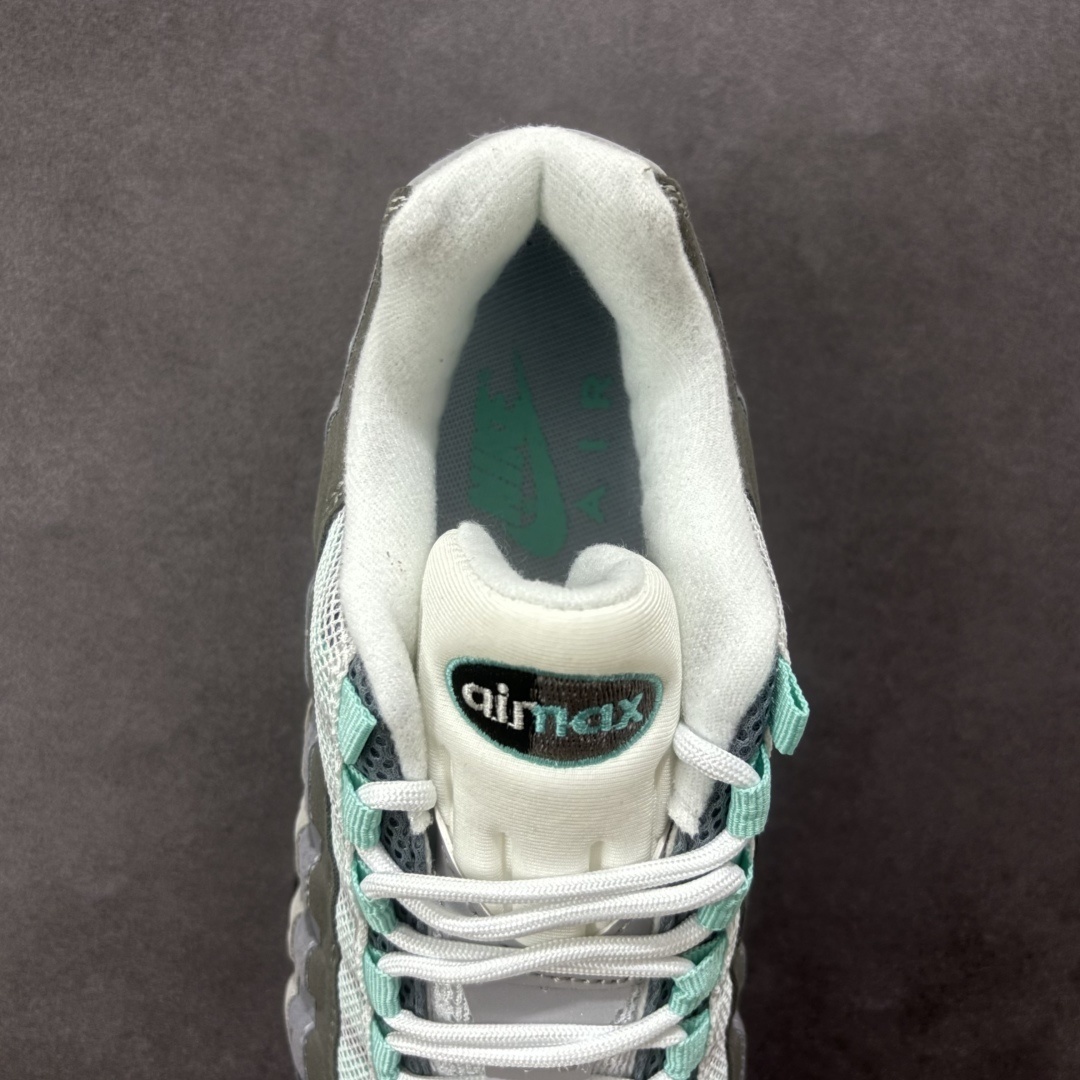 Nike Sneakers SH528028