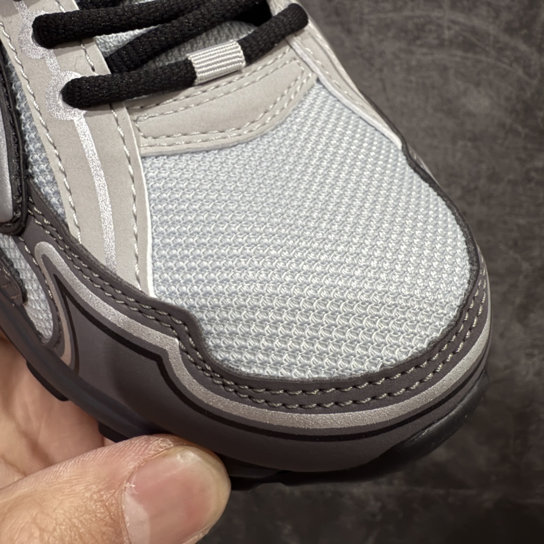 Dior Sneakers SH528090