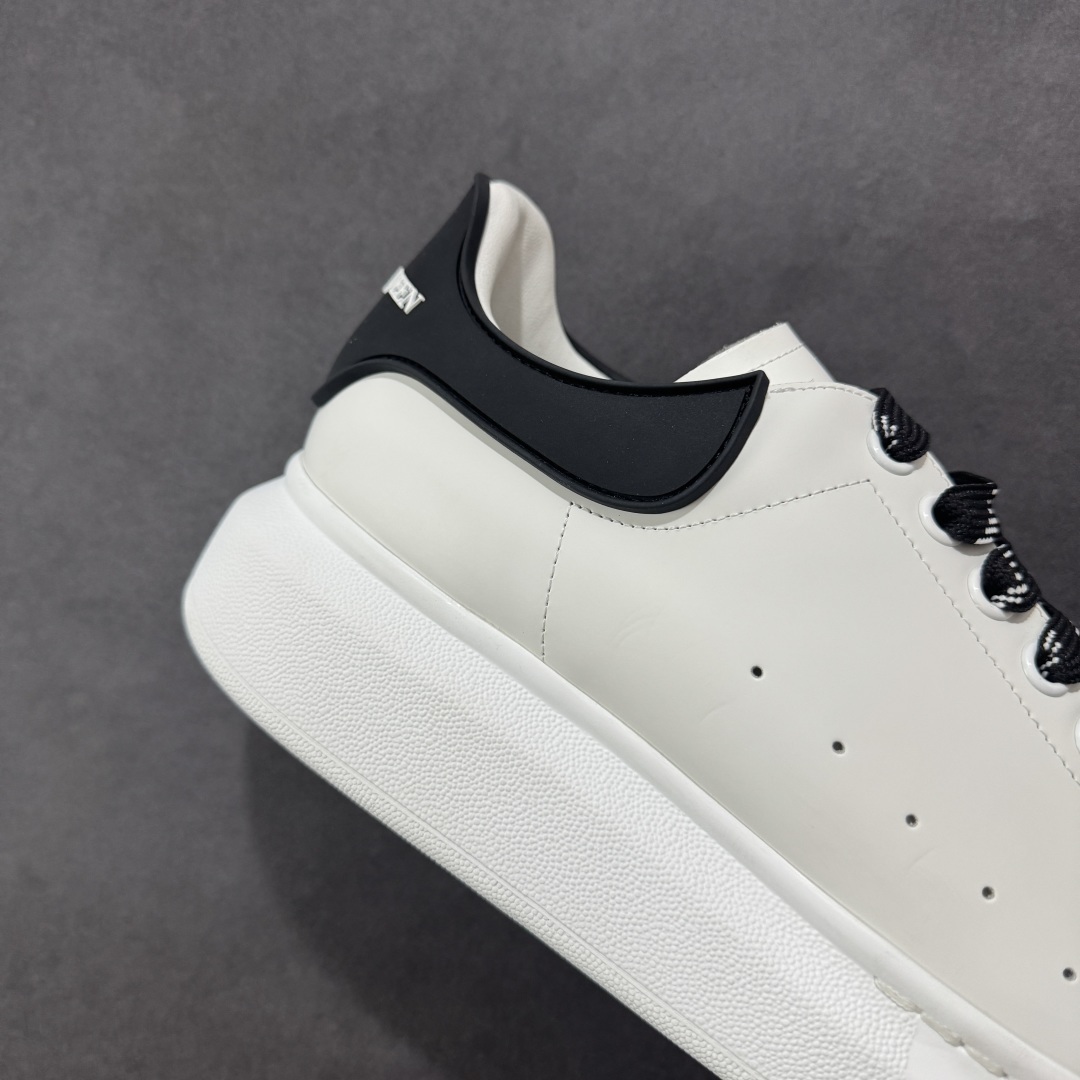 McQueen Sneakers SH528145