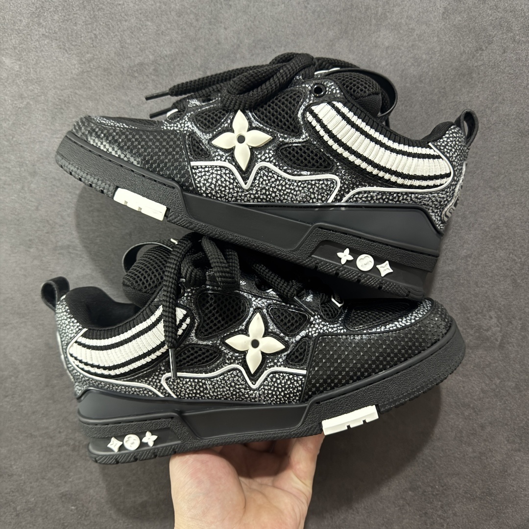Louis Vuitton Sneakers SH528097