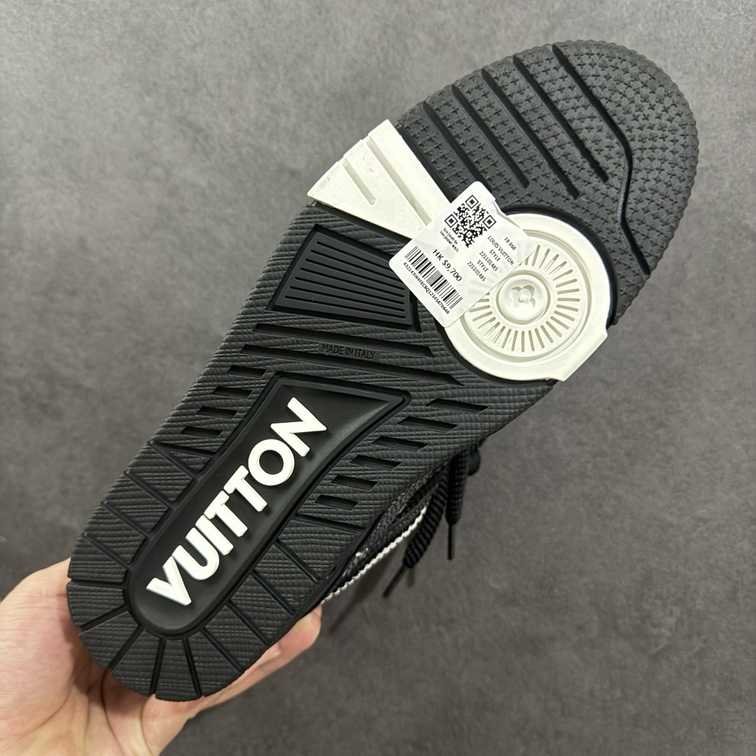 Louis Vuitton Sneakers SH528097