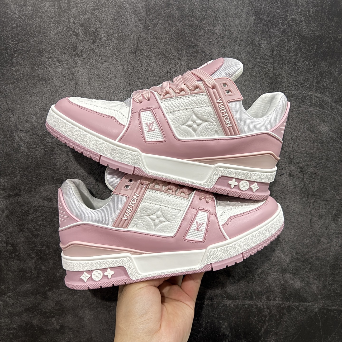 Louis Vuitton Sneakers T538005
