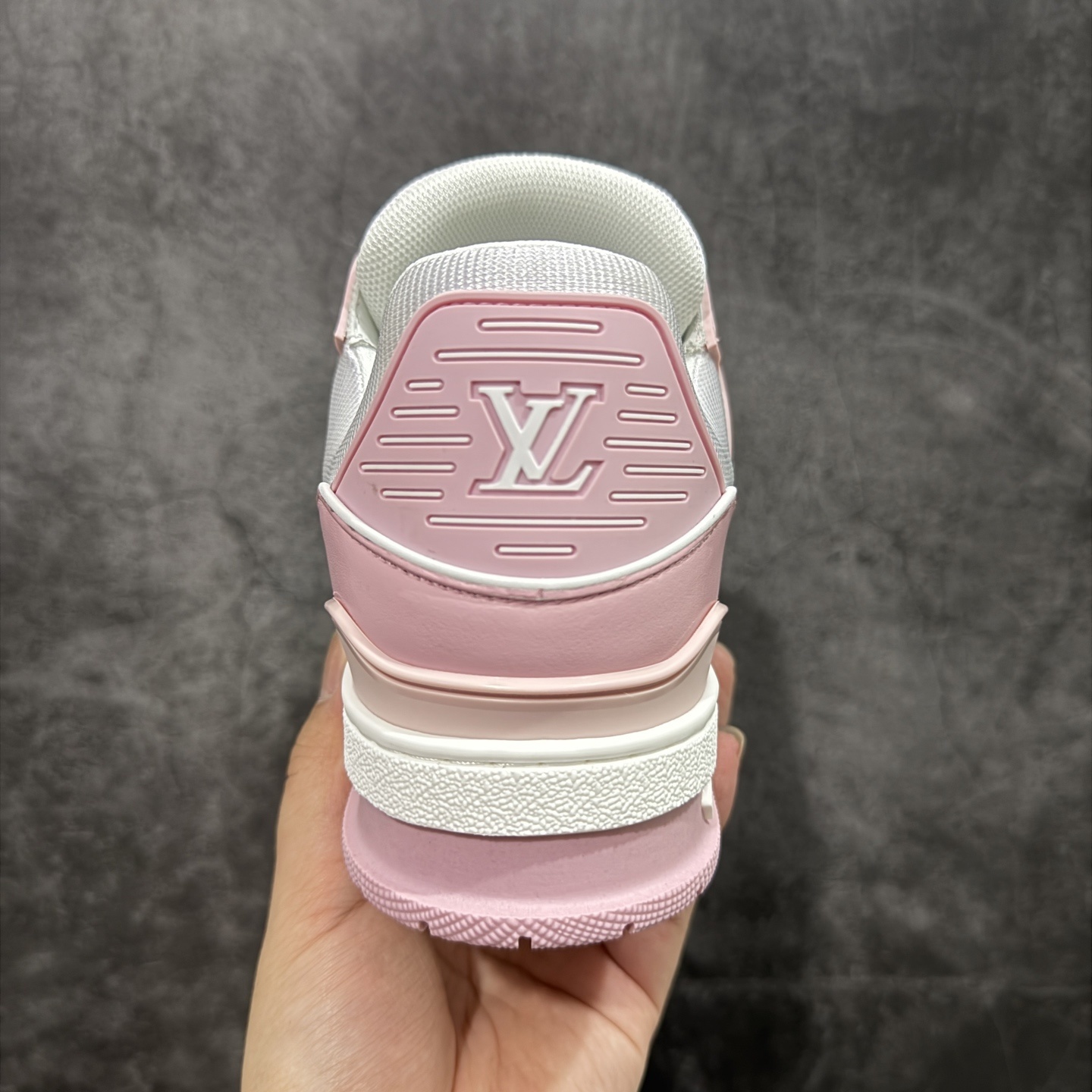Louis Vuitton Sneakers T538005