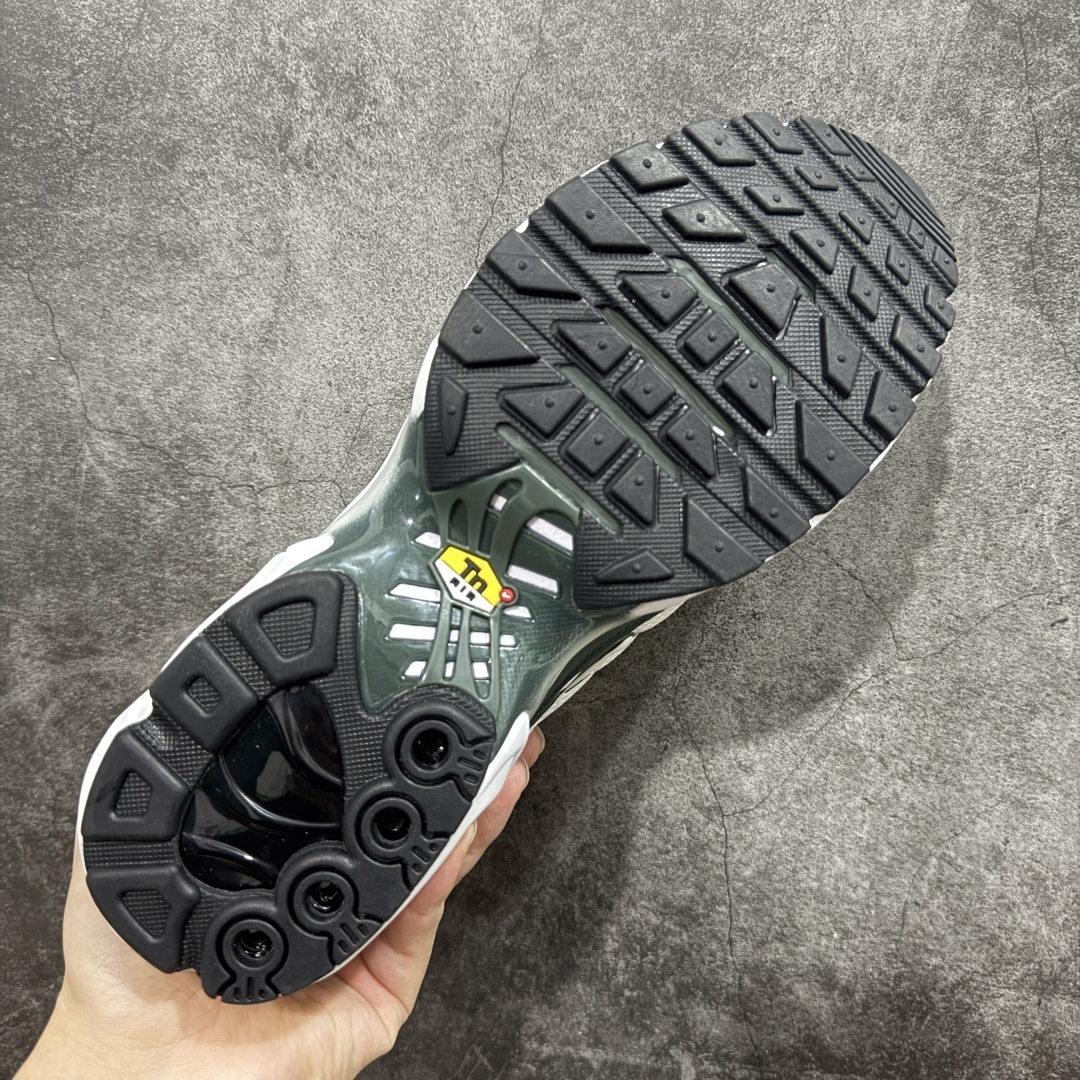 Nike Sneakers SH528121